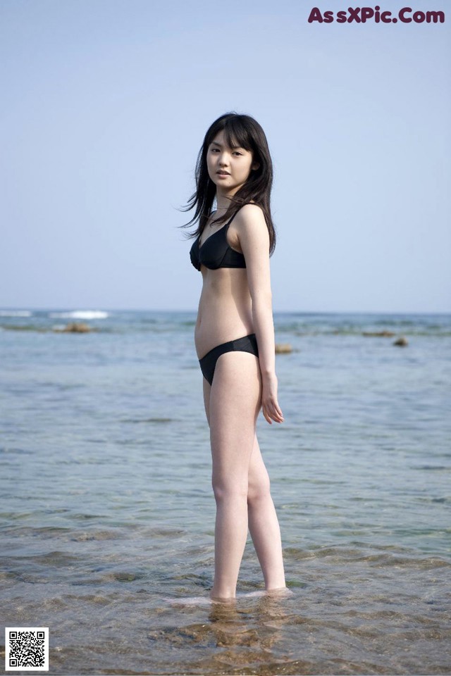 Sayumi Michishige - Watch Miami Black No.7fe602